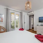 Дом отдыха Eden Housse Villa, Pool, 2 Min To Beaches