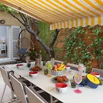 Eden Housse Villa, Pool, 2 Min To Beaches Дом отдыха *