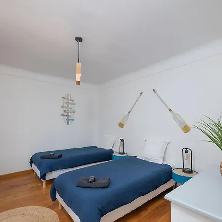 度假居 Eden Housse Villa, Pool, 2 Min To Beaches