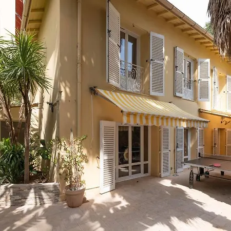 度假居 Eden Housse Villa, Pool, 2 Min To Beaches *